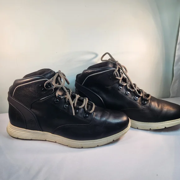 Timberland Men's Black and Cream Leather Boots - Picture 2 of 7
